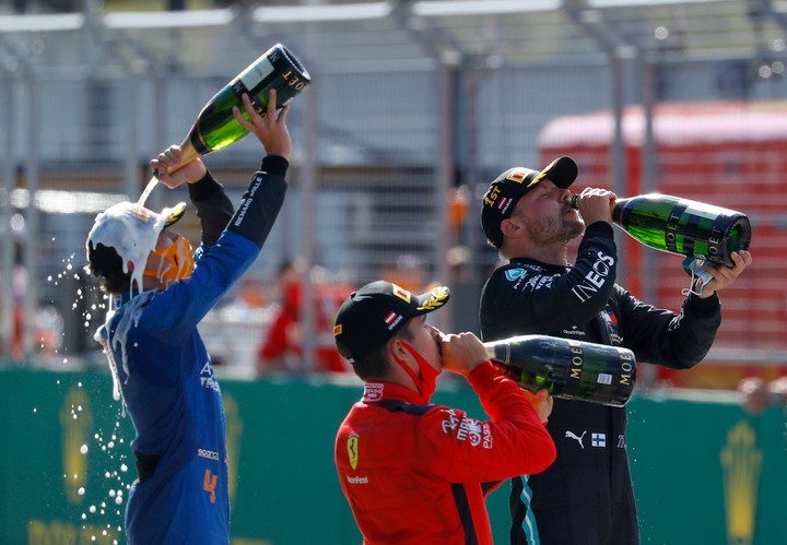 Naozajstné umelecké dielo! Zvučka Formuly 1 v alternatívnom podaní